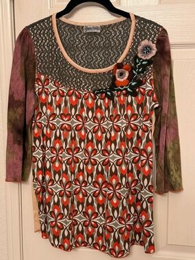 Vintage Gypsy Daisy Floral Geometric Scoop-Neck Long Sleeve Top - Embroidered